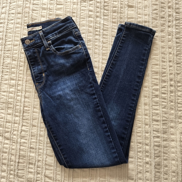 Levi’s 720 High-Rise Super Skinny Sculpting Jeans | Women’s Size 26 (2) - Picture 7 of 17